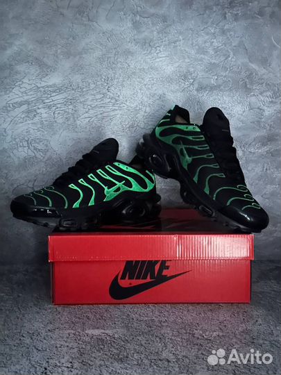 Кроссовки Nike Air Max Tn Plus Доставка