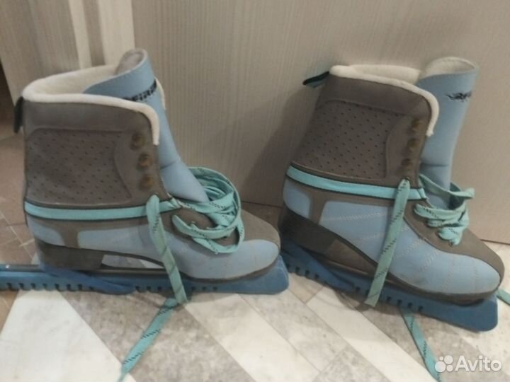 Коньки фигурные 38 размер