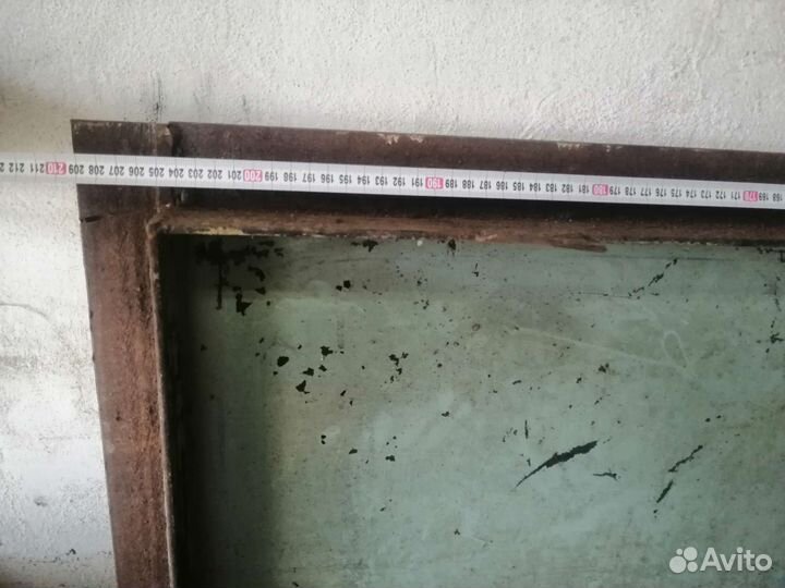 Дверь металлическая