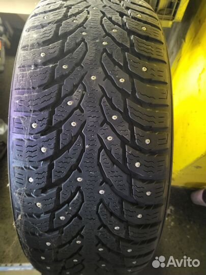 Nokian Tyres Hakkapeliitta 8 SUV 235/50 R18