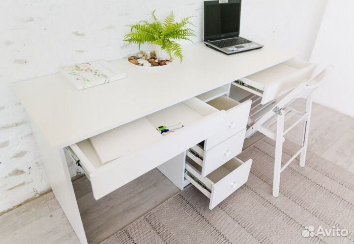 Стол письменный для двоих