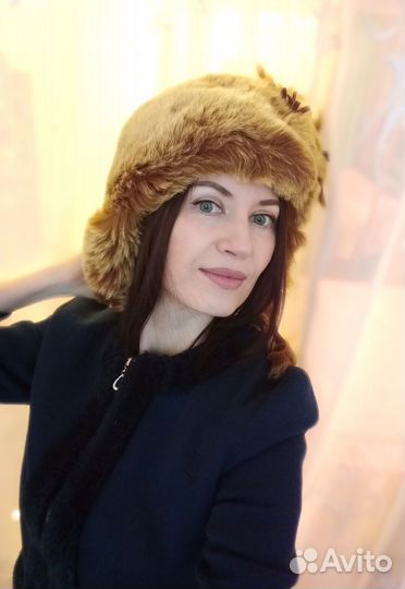 Эксклюзивная зимняя шапка женская