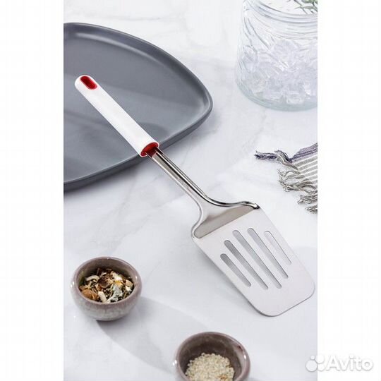 Лопатка кулинарная «Премьера», с пластиковой ручко