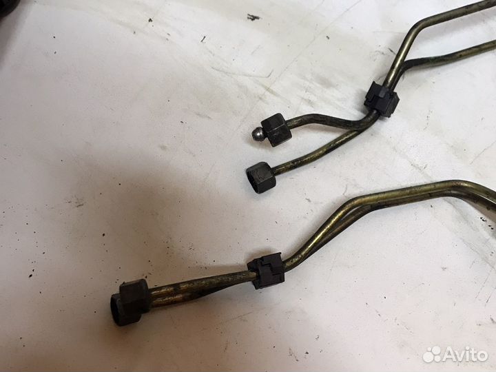 Трубка топливная вольво D4164T 1.6 дизель форд