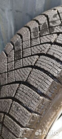 Pirelli Ice Zero FR 195/65 R15 95T