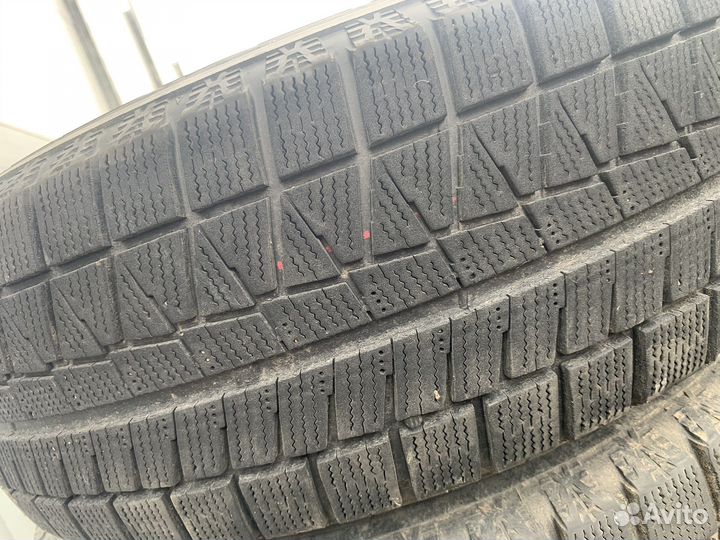 Bridgestone Blizzak Revo GZ 215/65 R16