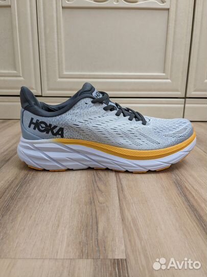 Кроссовки Hoka