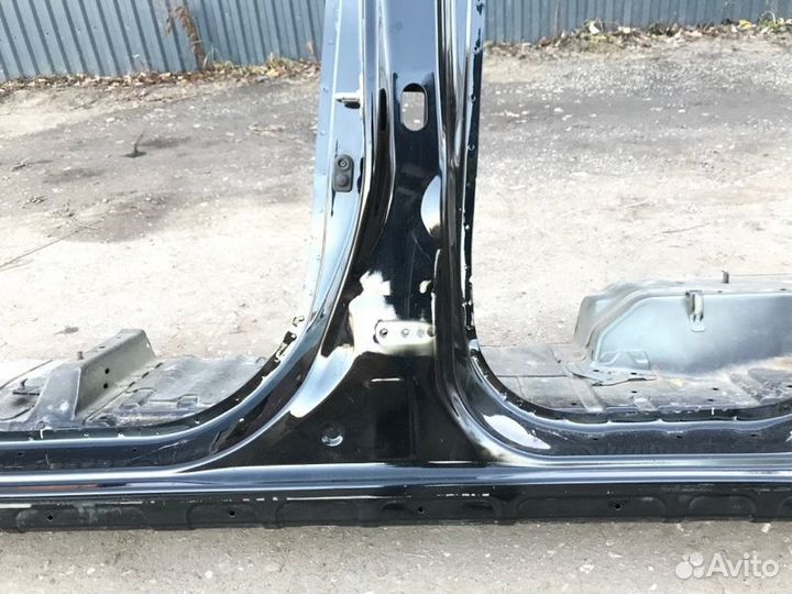 Порог кузова левый Mitsubishi Pajero Sport KS1W