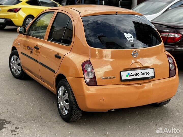 Nissan March 1.2 AT, 2002, 299 000 км