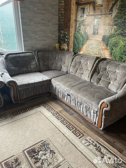 Угловой диван