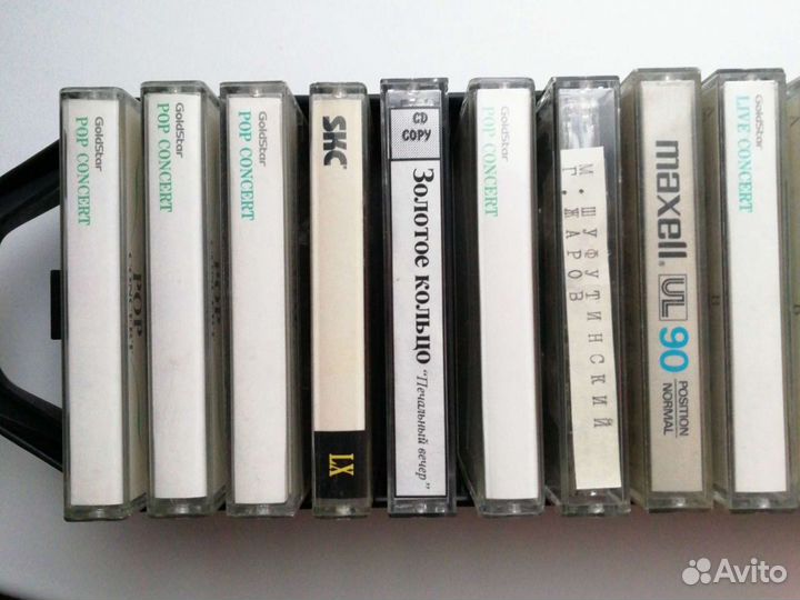 Аудио кассеты с записью состояние на фото