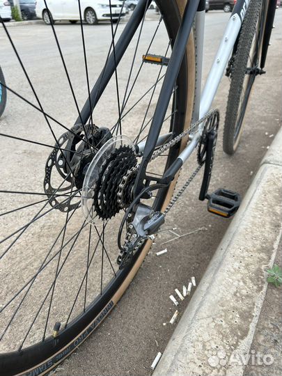 Гравийный велосипед Bear Bike Riga