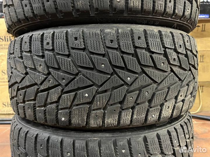 Dunlop SP Winter Ice 02 225/40 R18