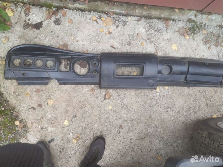 Накладка на торпеду УАЗ Буханка