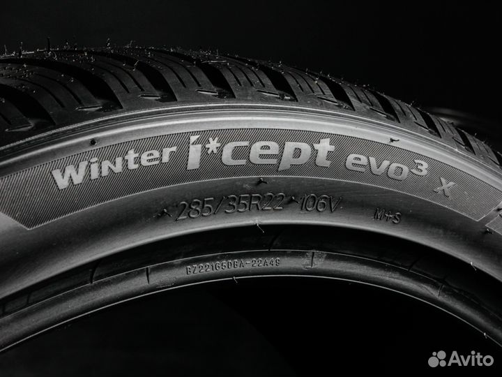 Hankook Winter I'Cept Evo 3 X W330A 285/35 R22 и 315/30 R22 98V