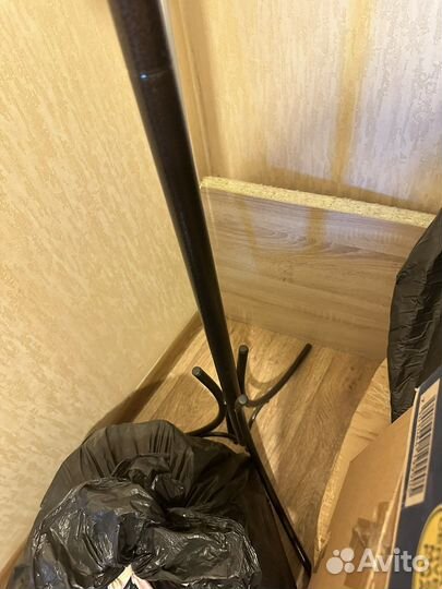 Вешалка напольная