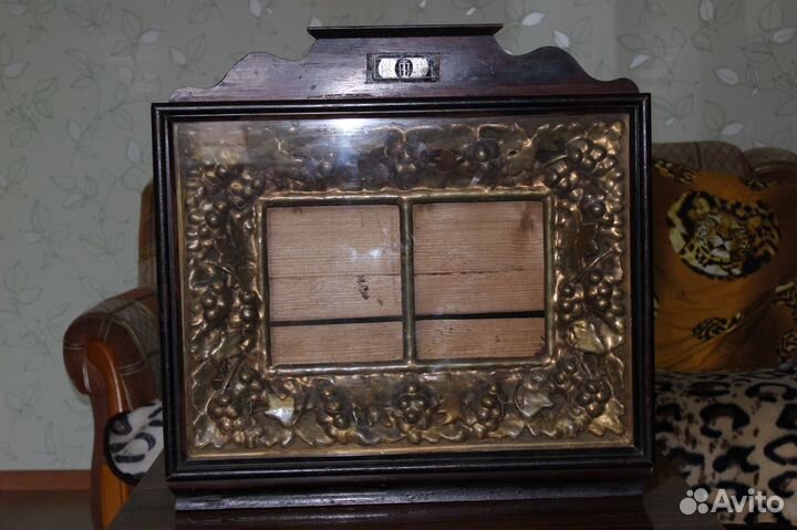 Старинный киот