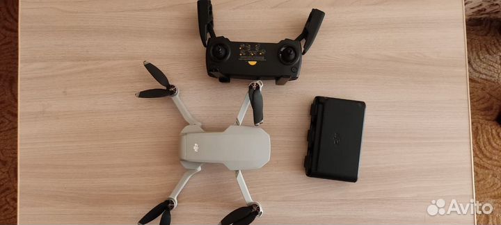 Dji mavic mini. Combo