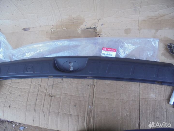 Накладка панели багажника KIA Mohave