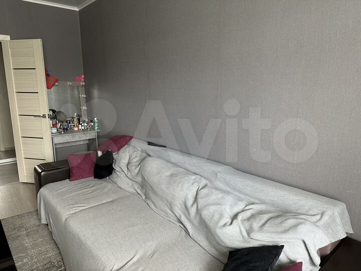 2-к. квартира, 64 м², 3/16 эт.