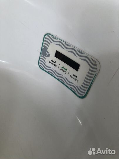 Ванночка для купания с горкой и термометром