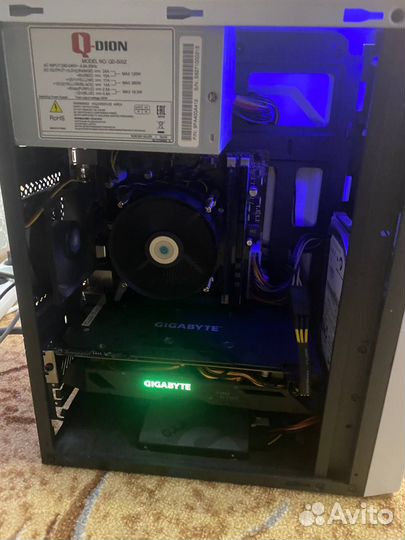 Игровой системный блок с монитором