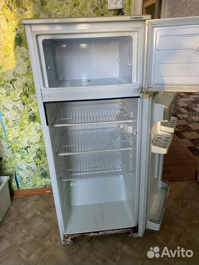 Холодильник бу