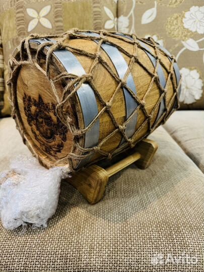 Бочка из дуба для приготовления коньяка