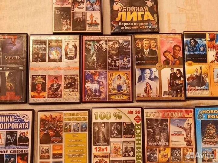 DVD диски с фильмами Дневники вампира, Ходячие