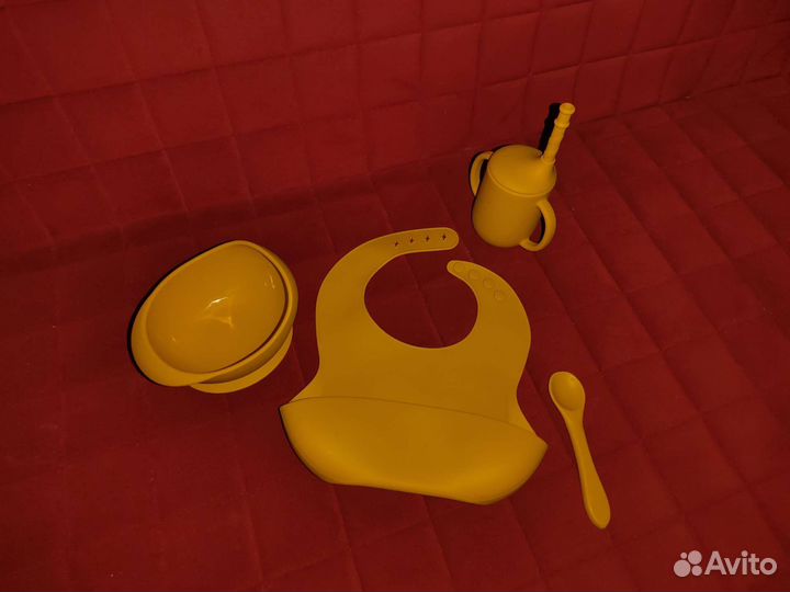 Набор силиконовой посуды для детей