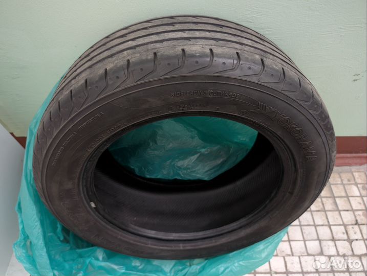 Yokohama Advan Sport V103S 235/55 R17 99Y