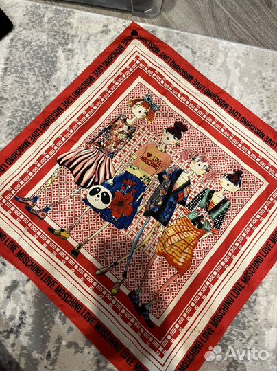 Шейный платок moschino