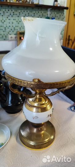 Лампа настольная