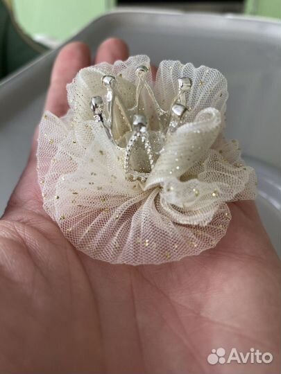 Заколочки нарядные с короной 4 цвета