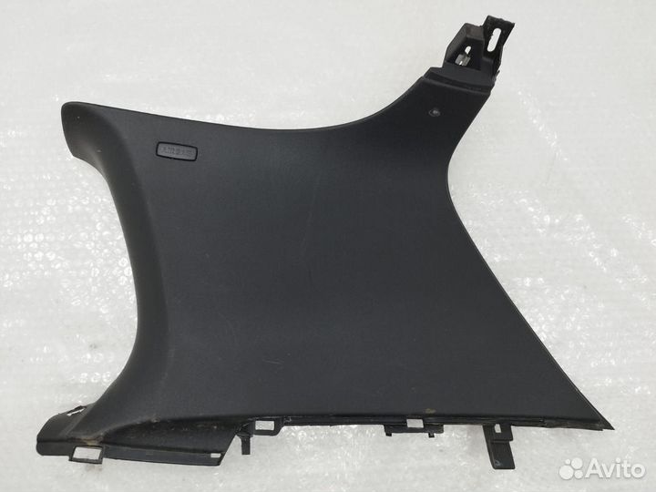 Обшивка стойки салона VW Golf 6 1K3867288G