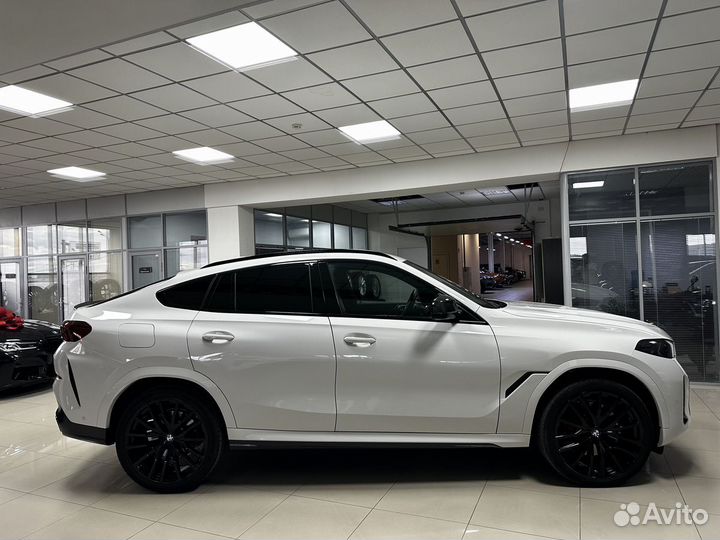 BMW X6 3.0 AT, 2023, 14 000 км