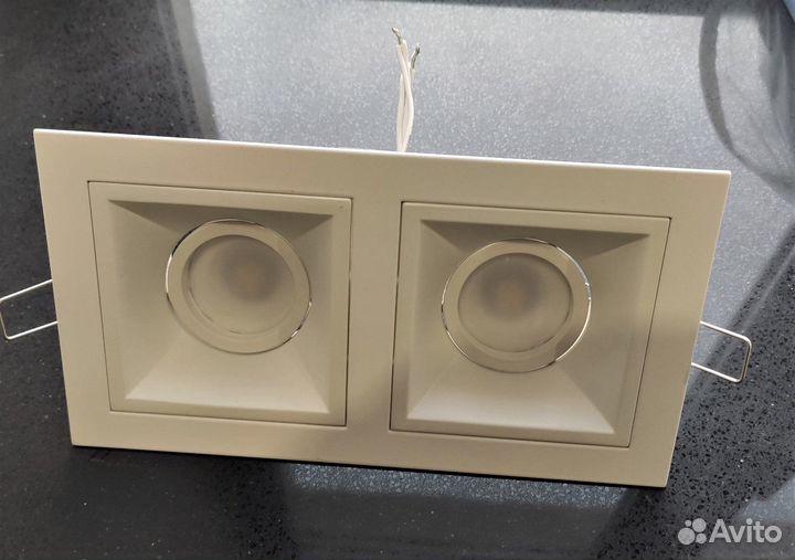 Светильник потолочный встраиваемый