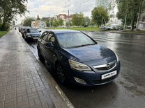 Opel Astra 1.6 MT, 2012, 172 381 км, с пробегом, цена 680 000 руб.