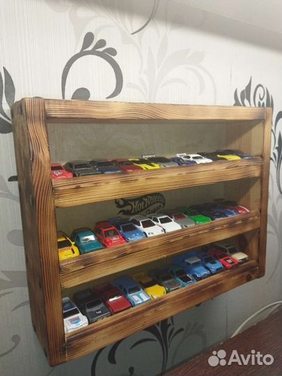 Полка для машинок