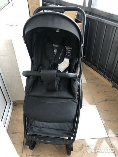 Прогулочная коляска Happy Baby Avery, новая