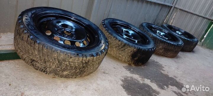 Колеса зимние 205 55 r16
