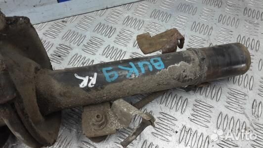 Стойка передняя правая ford kuga 1 (BUK09N501)