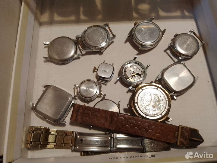 Часы СССР и много запчастей