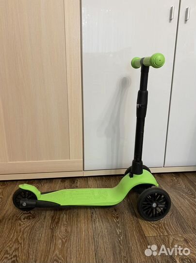 Коляска для кукол и самокат