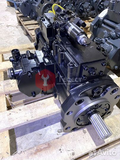 Гидравлический насос New Holland YB10V00001F1