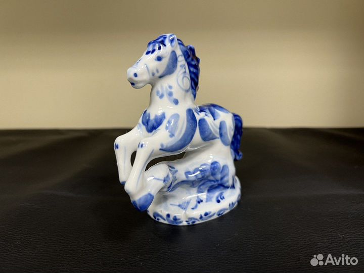 Статуэтка Гжель Конь Лошадь 12,5 см