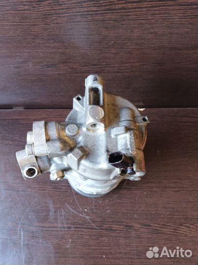 Компрессор кондиционера Passat Jetta Golf