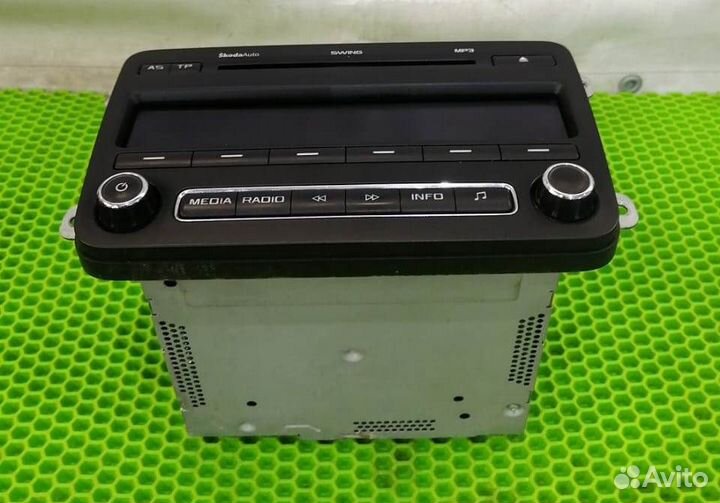 Магнитола Skoda Fabia 2 5J0035161D