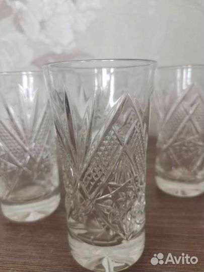 Хрустальные стаканы