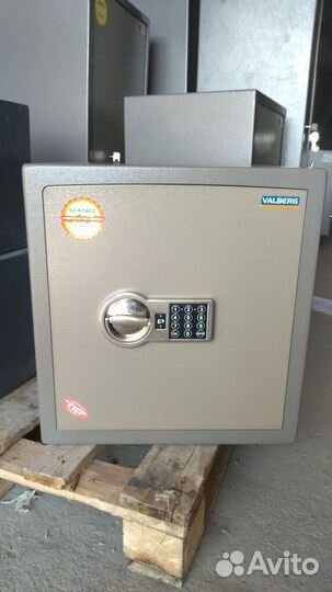 Сейфы б/у в отличном состоянии